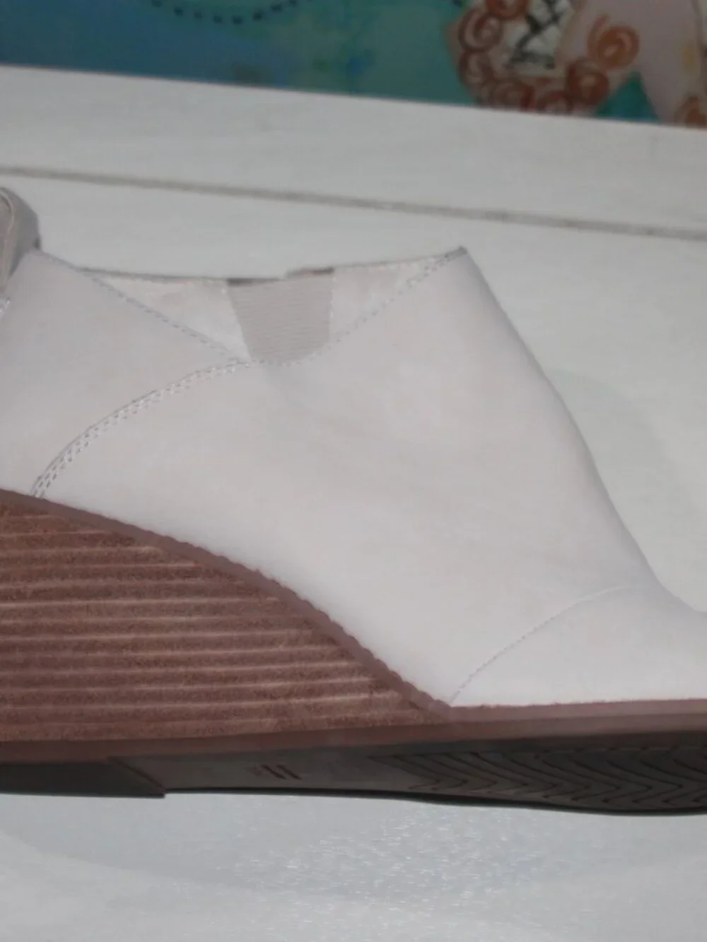 11A  EC LADIES TOM WEDGE SHOOTIES - 10 - LIGHT BEIGE
